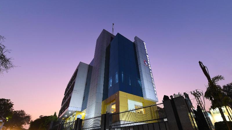 Photo of Madhav Muskan Residency, 3-star hotel in Mathura (and vicinity)