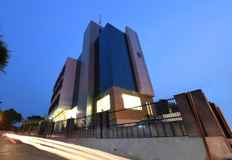 Photo of Madhav Muskan Residency, 3-star hotel in Mathura (and vicinity)