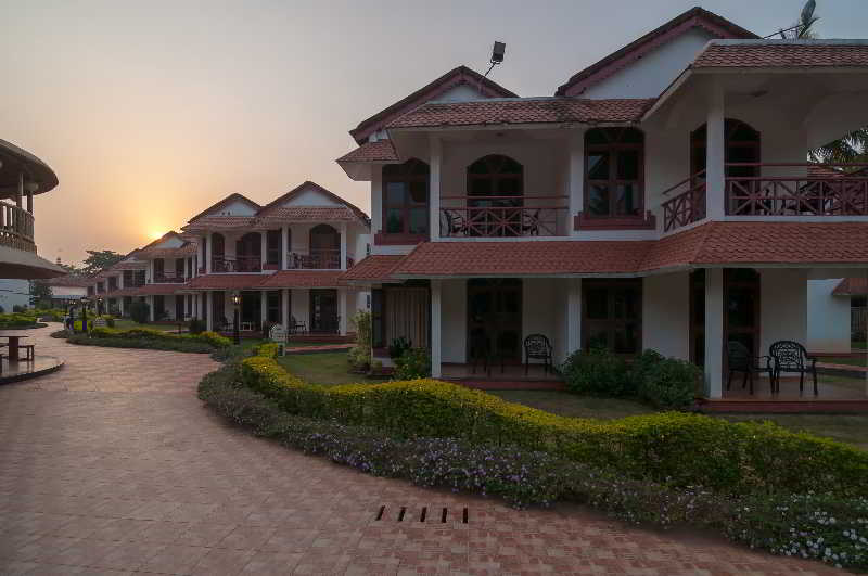 Photo of Nanu Beach Resort and Spa, 4-star hotel in Betalbatim