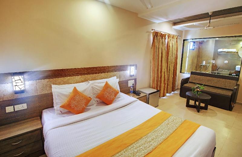 Photo of Rahi Coral Beach Resort, 2-star hotel in Calangute