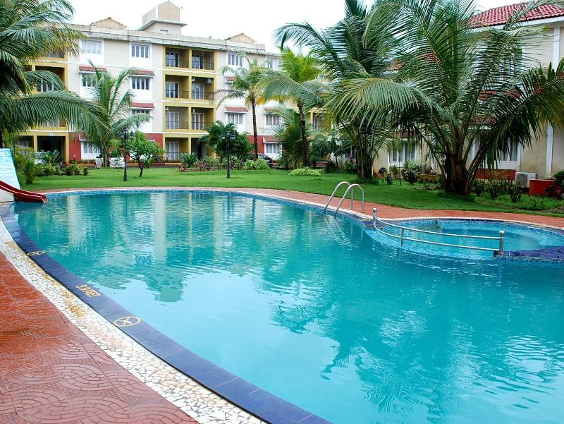 Goveia Holiday Resort exterior, 3-Star hotel in Candolim