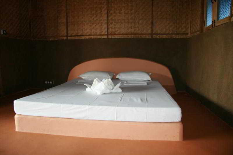 Photo of Peninsula Beach Resort, 3-star hotel in Calangute