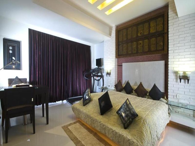 Photo of Peninsula Grand Hotel, 4-star hotel in Mumbai (and vicinity)