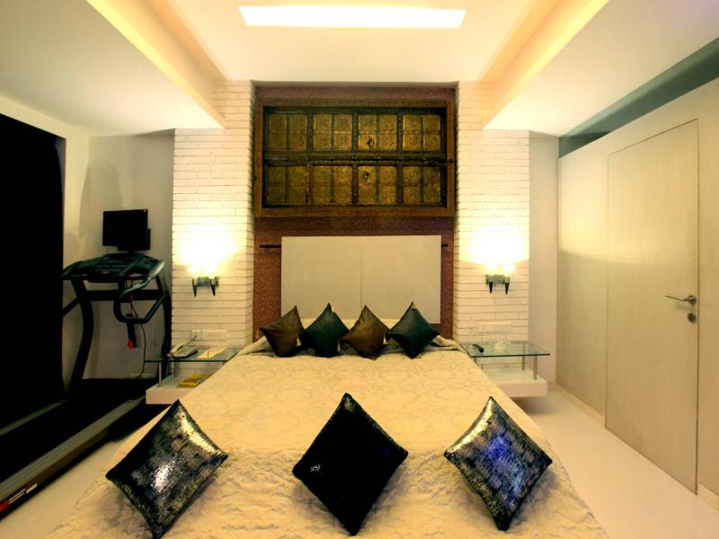 Photo of Peninsula Grand Hotel, 4-star hotel in Mumbai (and vicinity)