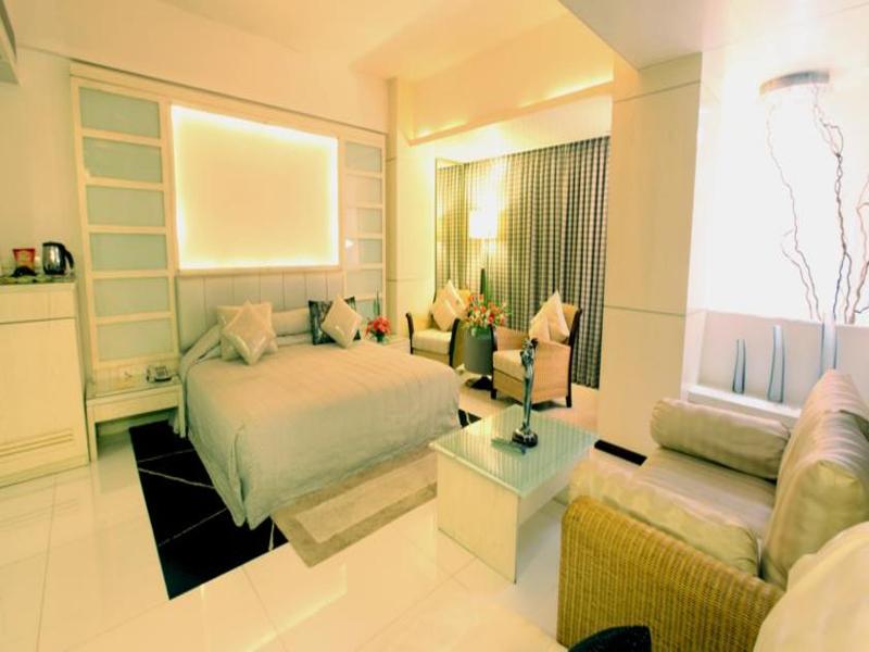Photo of Peninsula Grand Hotel, 4-star hotel in Mumbai (and vicinity)