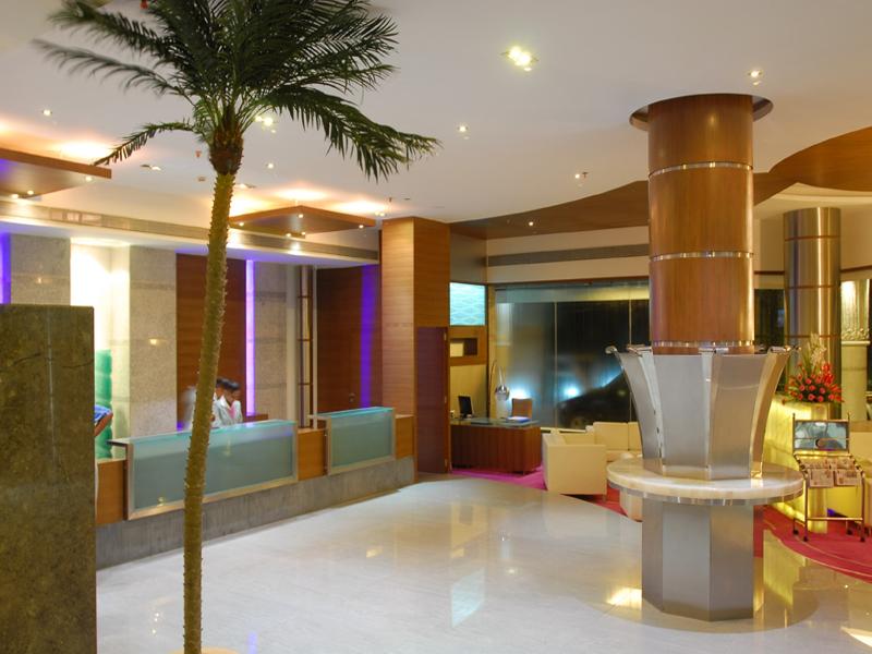 Photo of Peninsula Grand Hotel, 4-star hotel in Mumbai (and vicinity)
