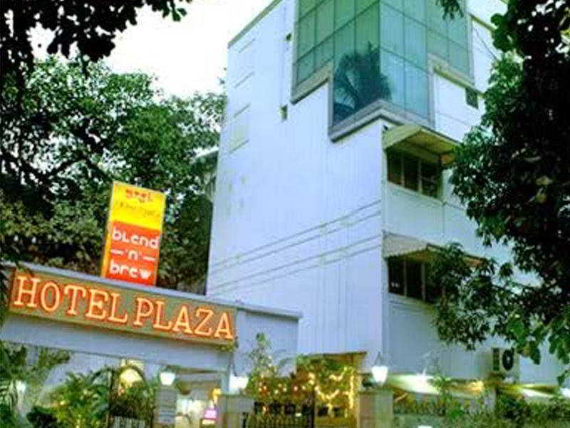 Hotel Plaza exterior, 3-Star hotel in Mumbai (and vicinity)
