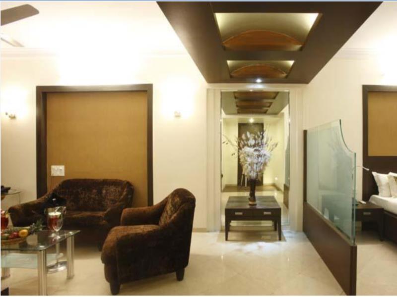 Photo of Hotel Plaza, 3-star hotel in Mumbai (and vicinity)