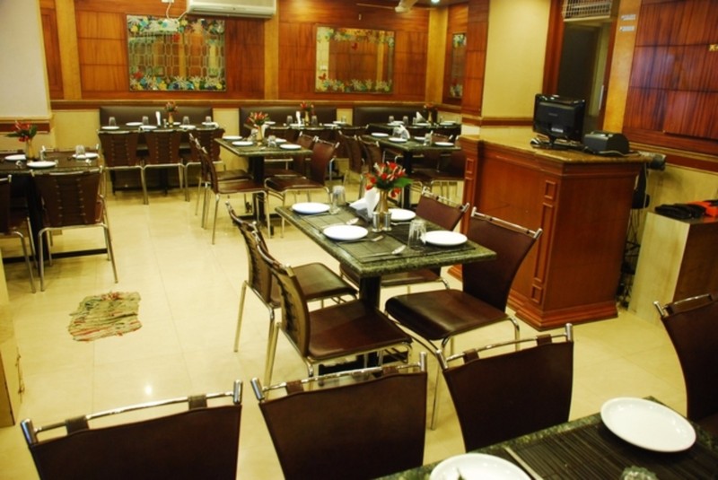 Photo of Hotel Mina International, 3-star hotel in Mumbai (and vicinity)