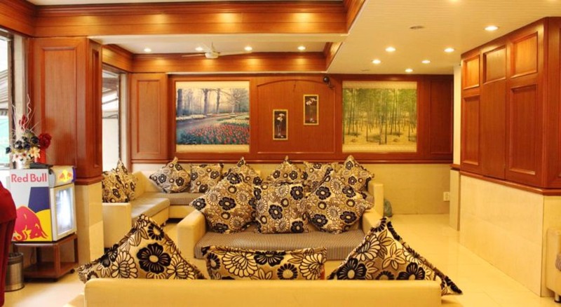 Photo of Hotel Mina International, 3-star hotel in Mumbai (and vicinity)