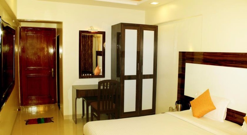 Photo of Hotel Mina International, 3-star hotel in Mumbai (and vicinity)