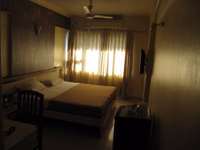 Photo of Hotel Mina International, 3-star hotel in Mumbai (and vicinity)