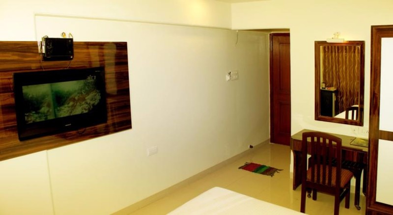 Photo of Hotel Mina International, 3-star hotel in Mumbai (and vicinity)