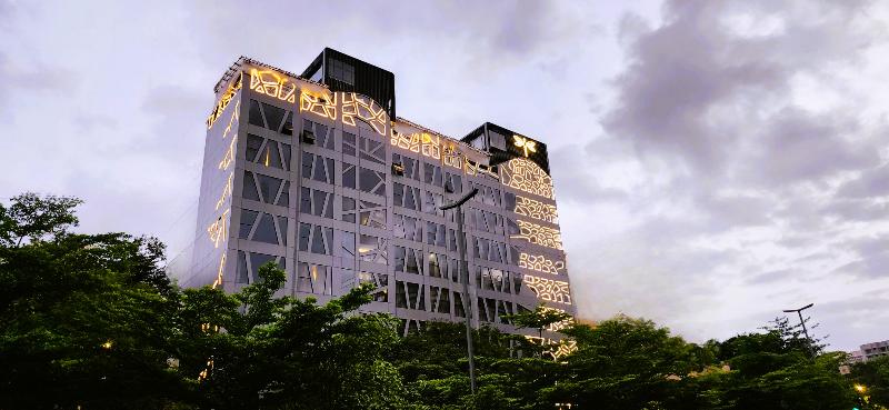 Dragonfly - The Art Hotel exterior, 4-Star hotel in Mumbai (and vicinity)