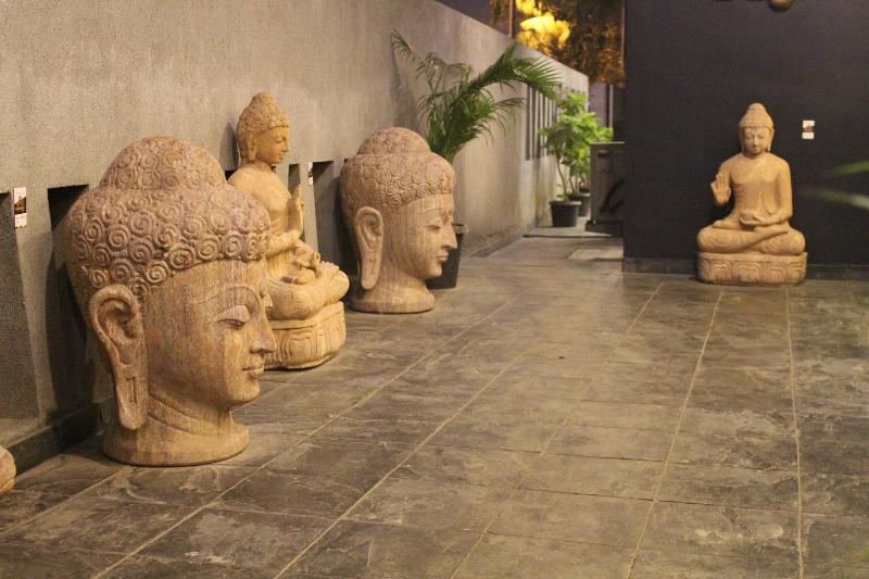 Photo of Dragonfly - The Art Hotel, 4-star hotel in Mumbai (and vicinity)