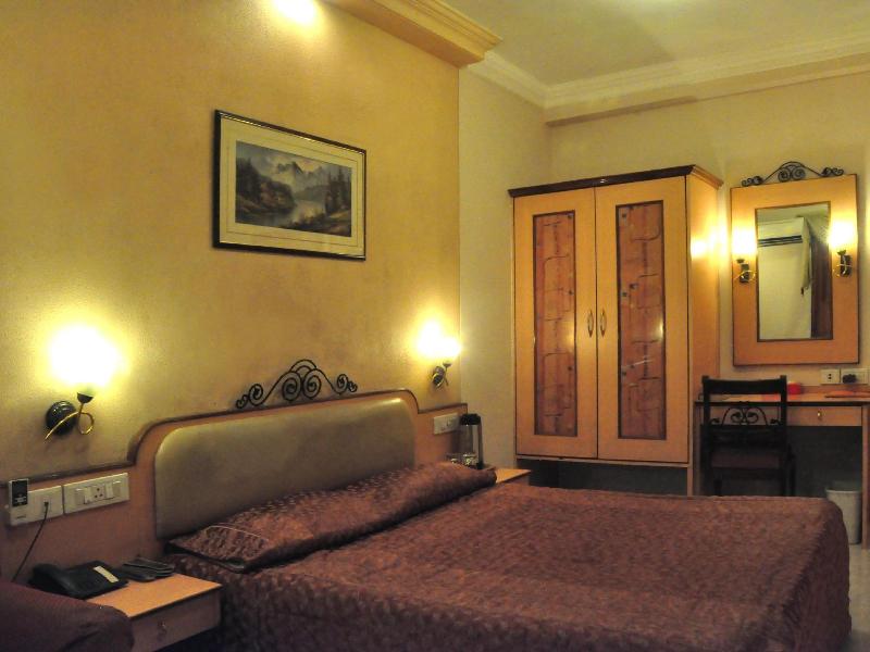 Photo of Abbott Hotel, 3-star hotel in Mumbai (and vicinity)