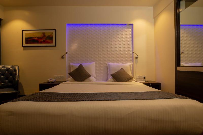 Photo of Hotel Yogi Midtown, 3-star hotel in Mumbai (and vicinity)
