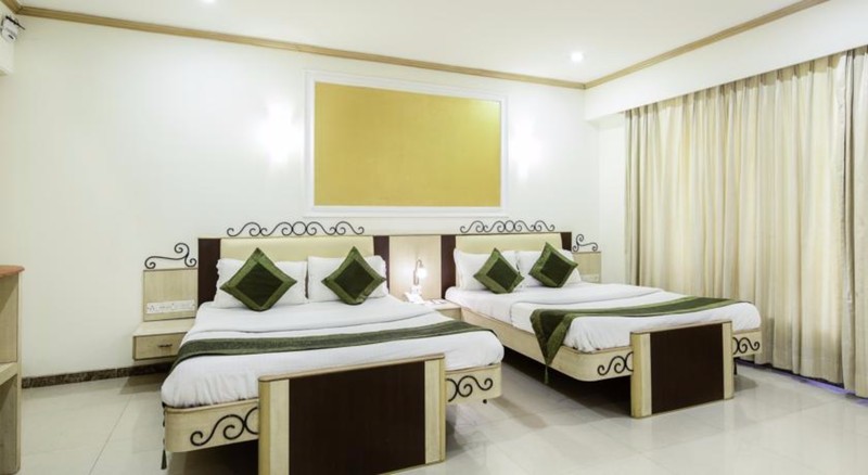 Photo of Garden Hotel, 3-star hotel in Mumbai (and vicinity)