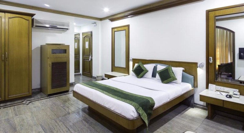 Photo of Garden Hotel, 3-star hotel in Mumbai (and vicinity)
