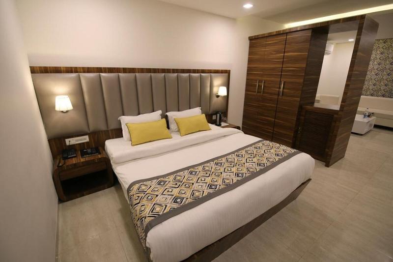 Hotel Narayanam, 3-star hotel in Kota