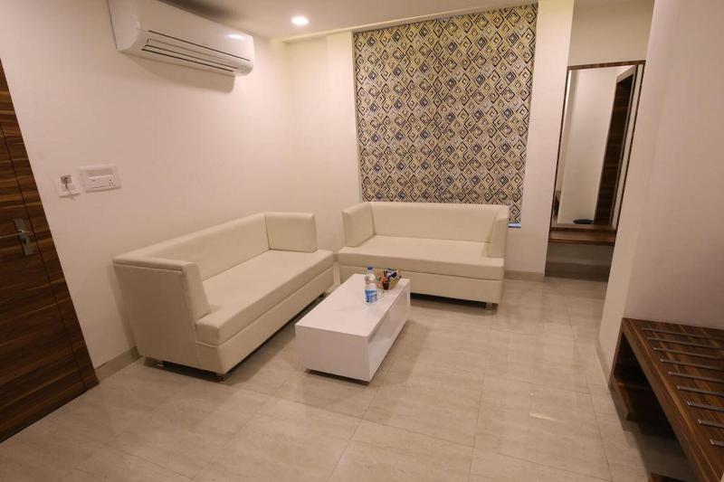 Photo of Hotel Narayanam, 3-star hotel in Kota