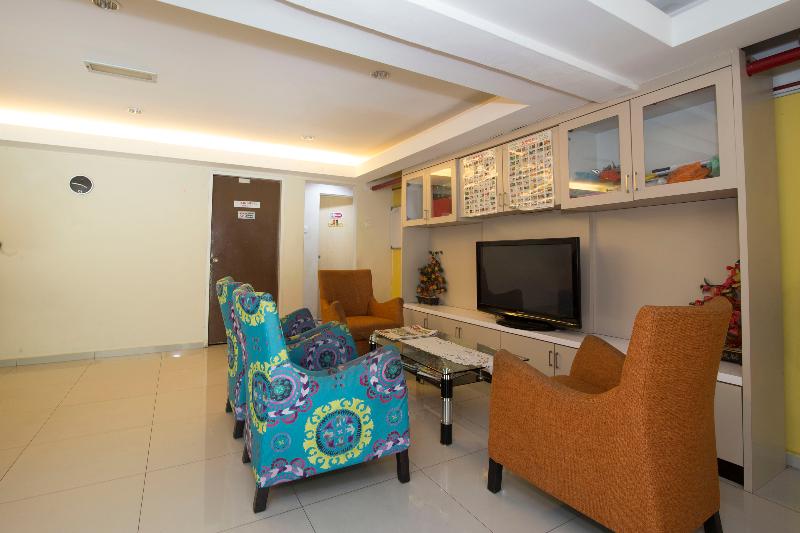 Photo of Super OYO 443 Crystal City Hotel, 2-star hotel in Kuantan (and vicinity)
