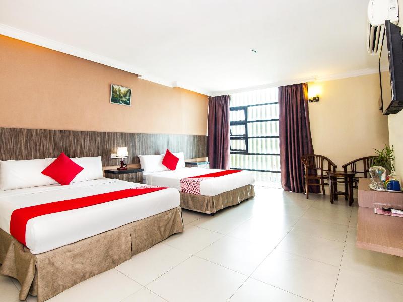 Photo of Super OYO 443 Crystal City Hotel, 2-star hotel in Kuantan (and vicinity)