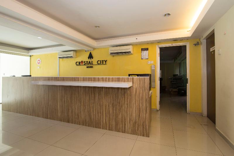 Photo of Super OYO 443 Crystal City Hotel, 2-star hotel in Kuantan (and vicinity)