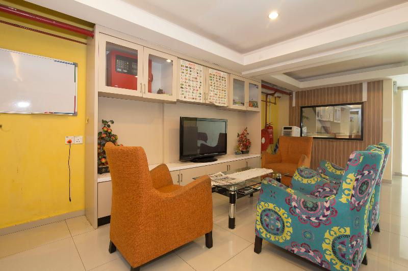 Photo of Super OYO 443 Crystal City Hotel, 2-star hotel in Kuantan (and vicinity)