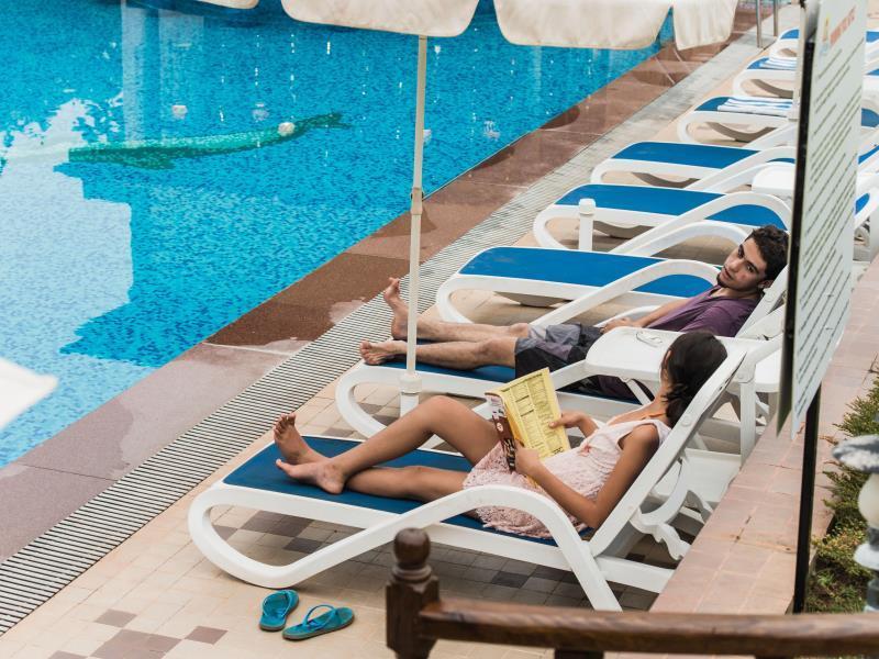 Photo of Cochichos Resort, 3-star hotel in Vagator