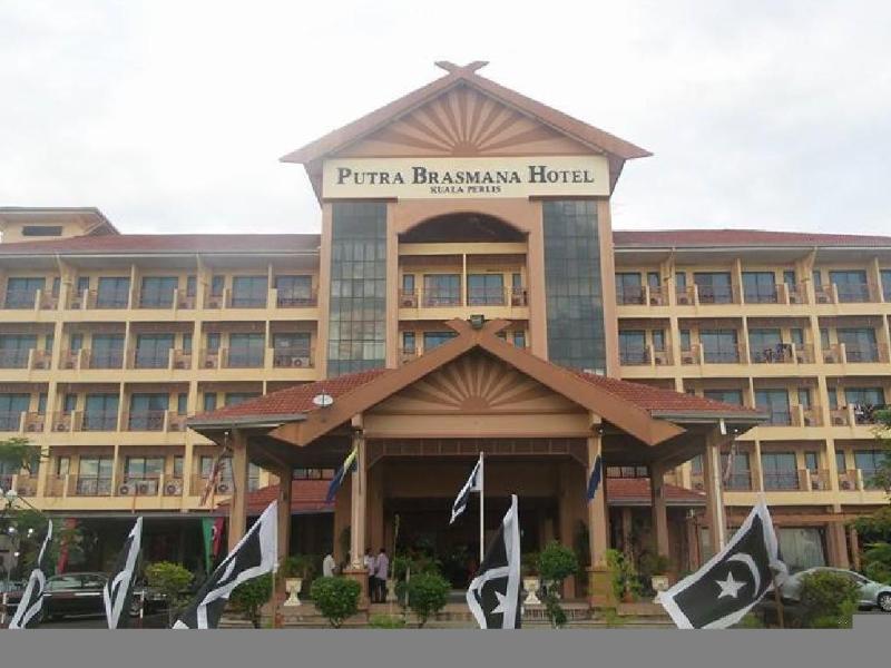 Photo of Putra Brasmana Hotel, 3-star hotel in Kuala Perlis