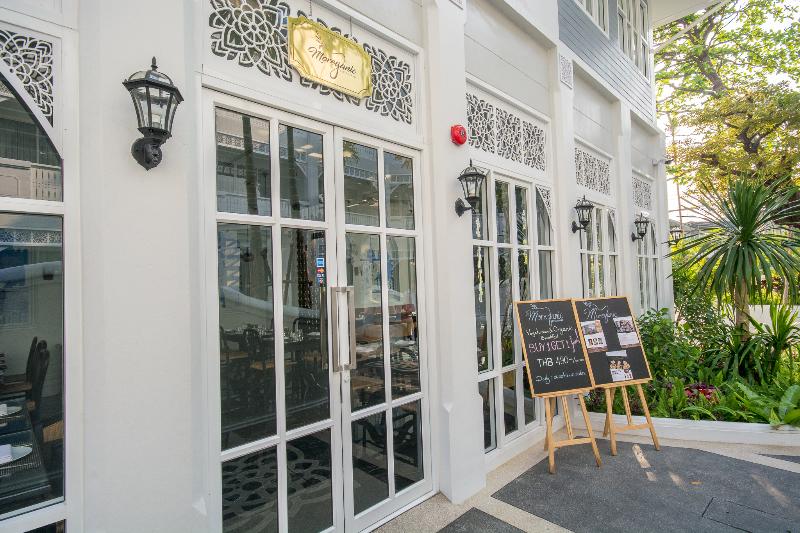 Away Chiang Mai Thapae Resort - A Vegetarian Retreat, 4-star hotel in Chang Moi