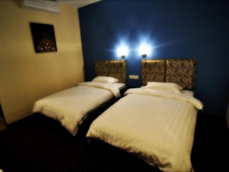 Aston Boutec Hotel Lintas Plaza exterior, 2-Star hotel in Kota Kinabalu (and vicinity)