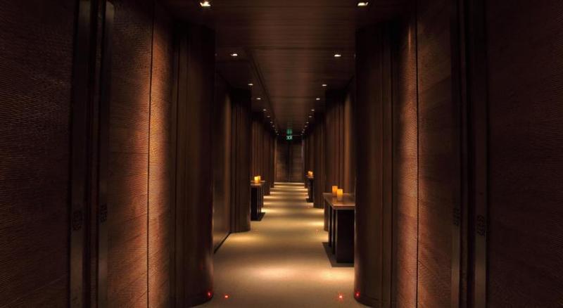 Photo of The Mirador, 4-star hotel in Mumbai (and vicinity)
