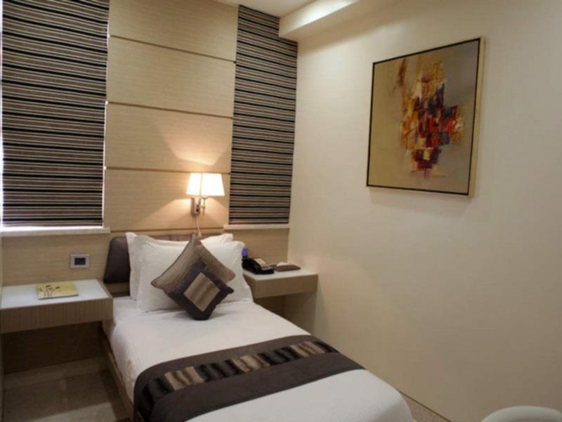 Residency Hotel Fort exterior, 3-Star hotel in Mumbai (and vicinity)
