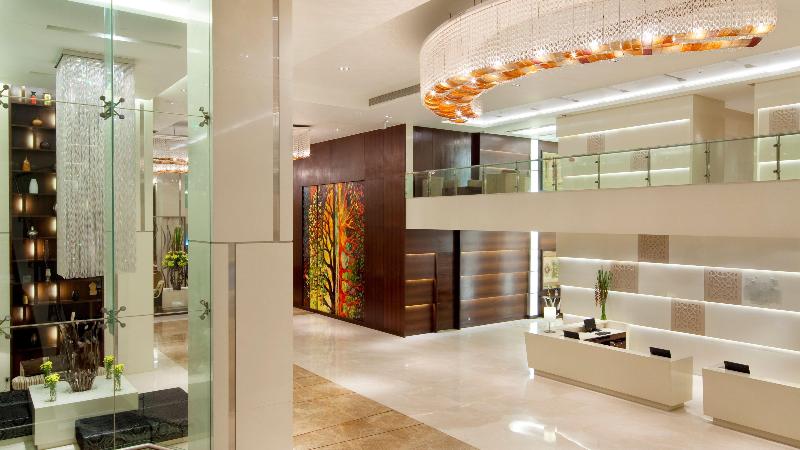 Photo of Holiday Inn Mumbai International Airport by IHG, 4-star hotel in Mumbai (and vicinity)