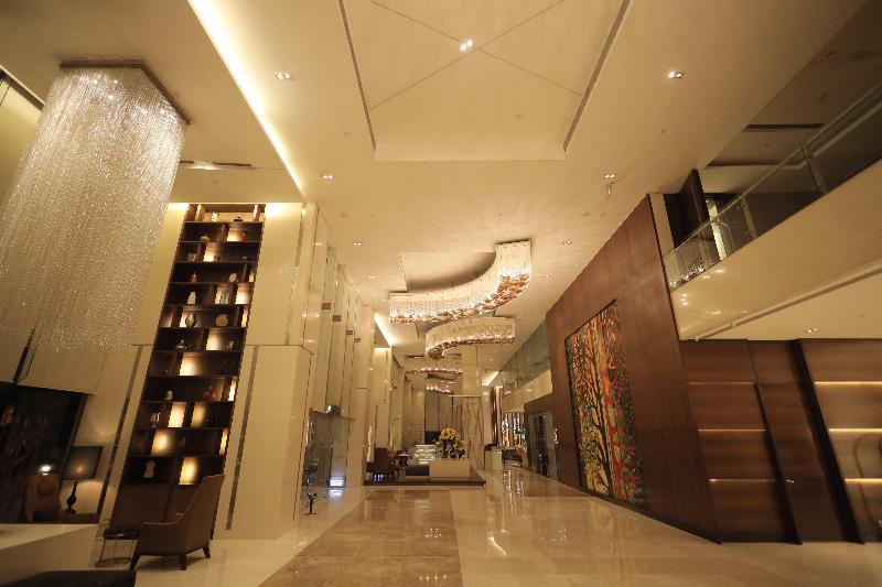 Photo of Holiday Inn Mumbai International Airport by IHG, 4-star hotel in Mumbai (and vicinity)