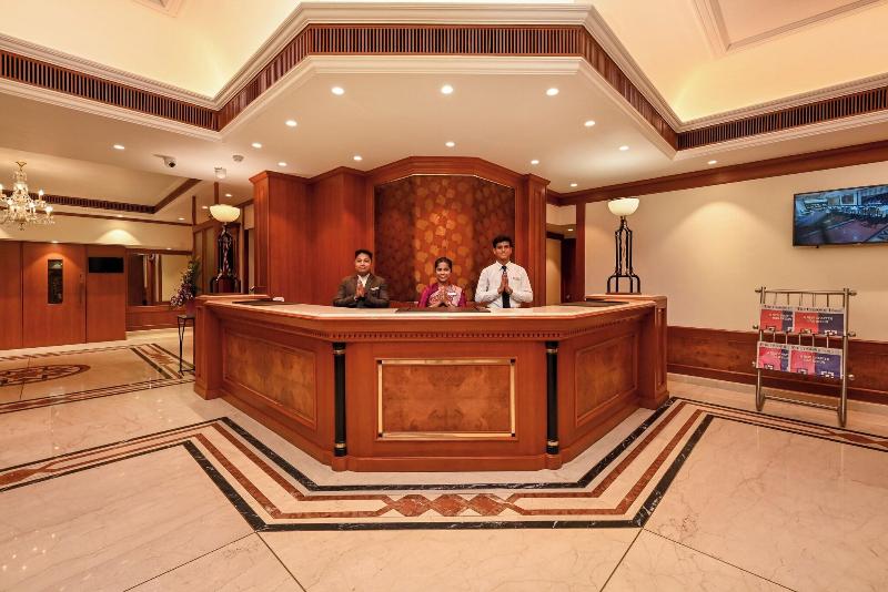 Photo of Fariyas Hotel, 4-star hotel in Mumbai (and vicinity)