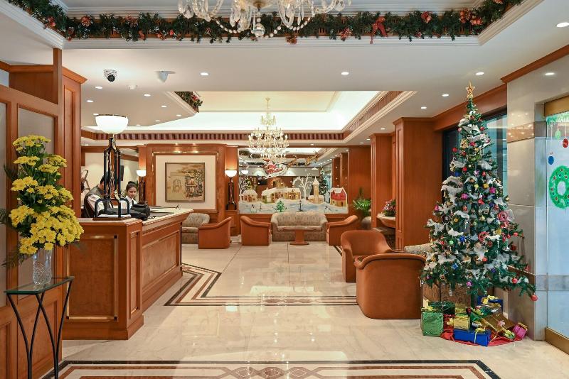 Photo of Fariyas Hotel, 4-star hotel in Mumbai (and vicinity)