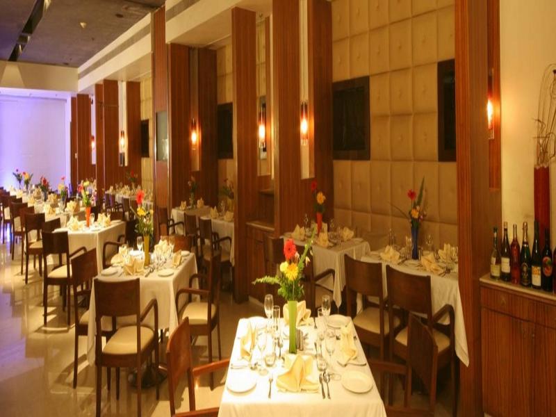 Photo of Krishna Palace Hotel, 2-star hotel in Mumbai (and vicinity)