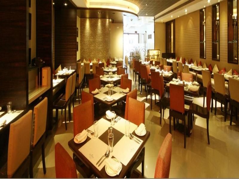 Photo of Krishna Palace Hotel, 2-star hotel in Mumbai (and vicinity)