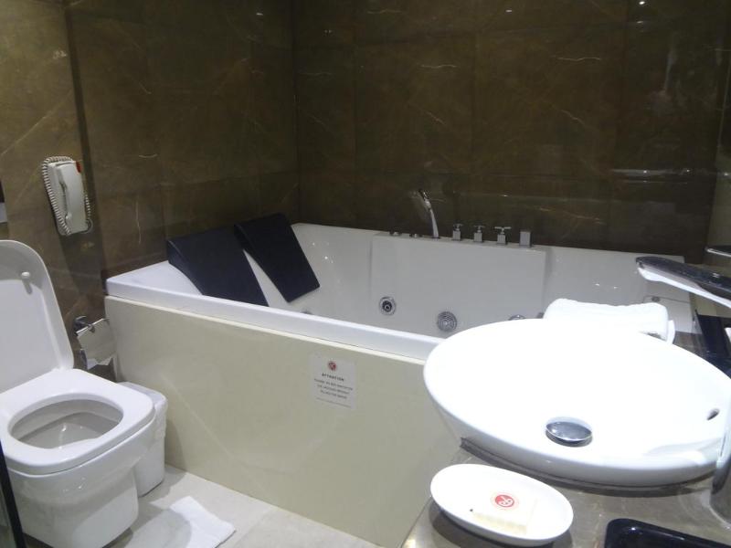 Photo of Ramee Guestline Hotel Juhu, 4-star hotel in Mumbai (and vicinity)