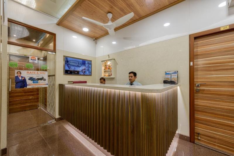 Photo of Hotel Royal Castle, 2-star hotel in Mumbai (and vicinity)