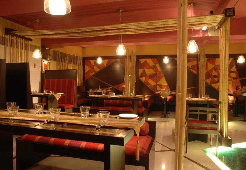 Photo of Ramee Guestline Hotel Khar, 3-star hotel in Mumbai (and vicinity)