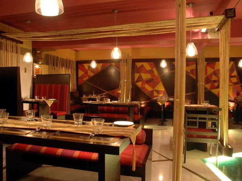 Photo of Ramee Guestline Hotel Khar, 3-star hotel in Mumbai (and vicinity)