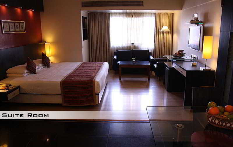 Photo of Ramee Guestline Hotel Khar, 3-star hotel in Mumbai (and vicinity)