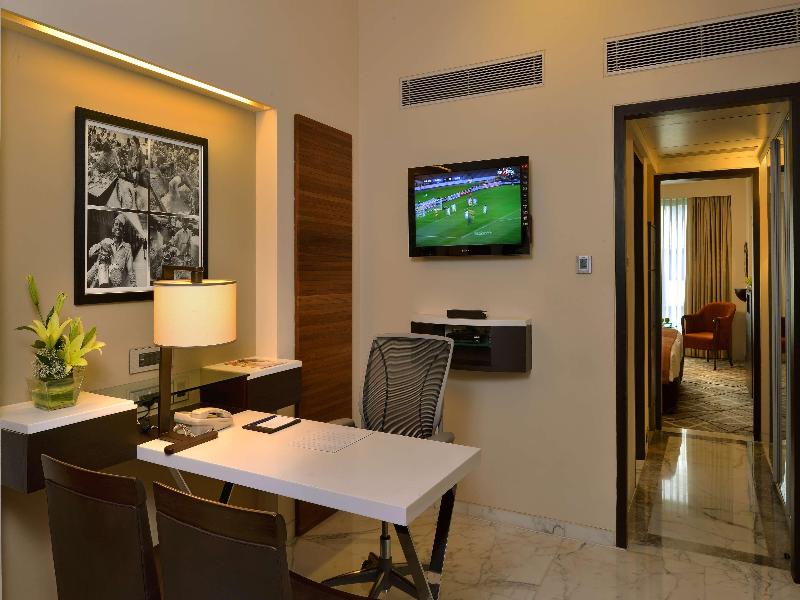 Photo of Hotel Marine Plaza Mumbai, 4-star hotel in Mumbai (and vicinity)