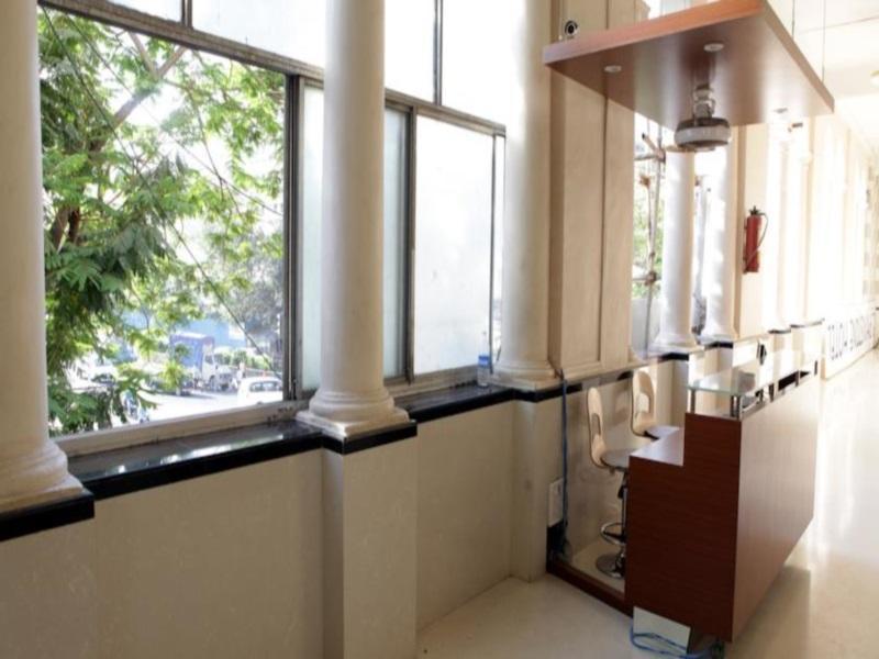 Photo of Elphinstone Hotel, 2-star hotel in Mumbai (and vicinity)