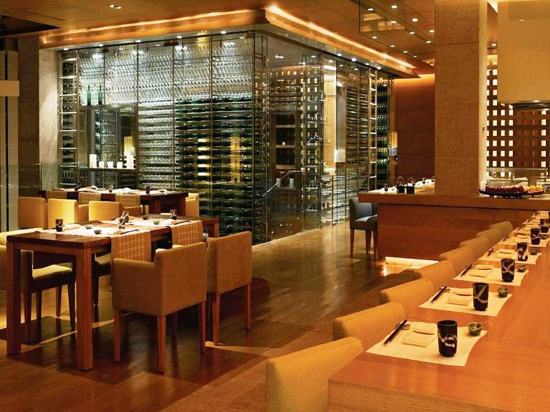 Photo of Four Seasons Hotel Mumbai, 5-star hotel in Mumbai (and vicinity)