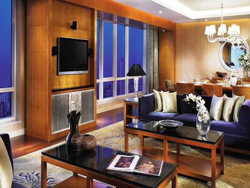 Photo of Four Seasons Hotel Mumbai, 5-star hotel in Mumbai (and vicinity)